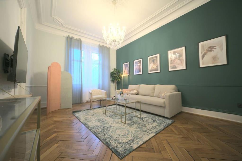 Royal Room Jacuzzi Haut De Gamme Centre Ville Miluza Zewnętrze zdjęcie